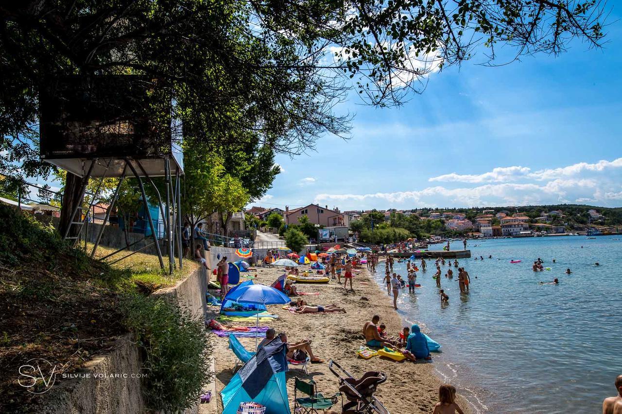 Apartments Petrovic Сило Экстерьер фото